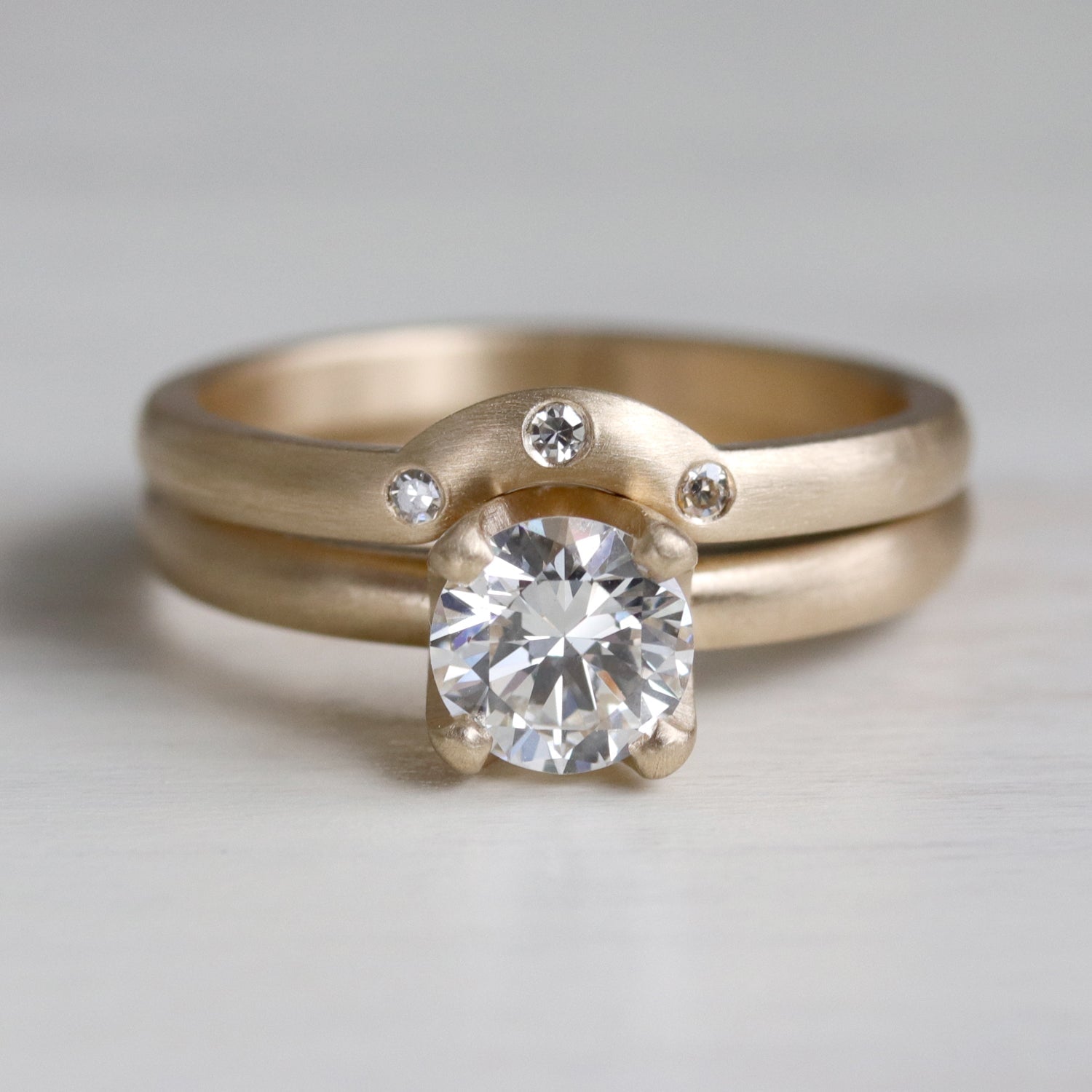 Three Stone Half-circle Contour Band